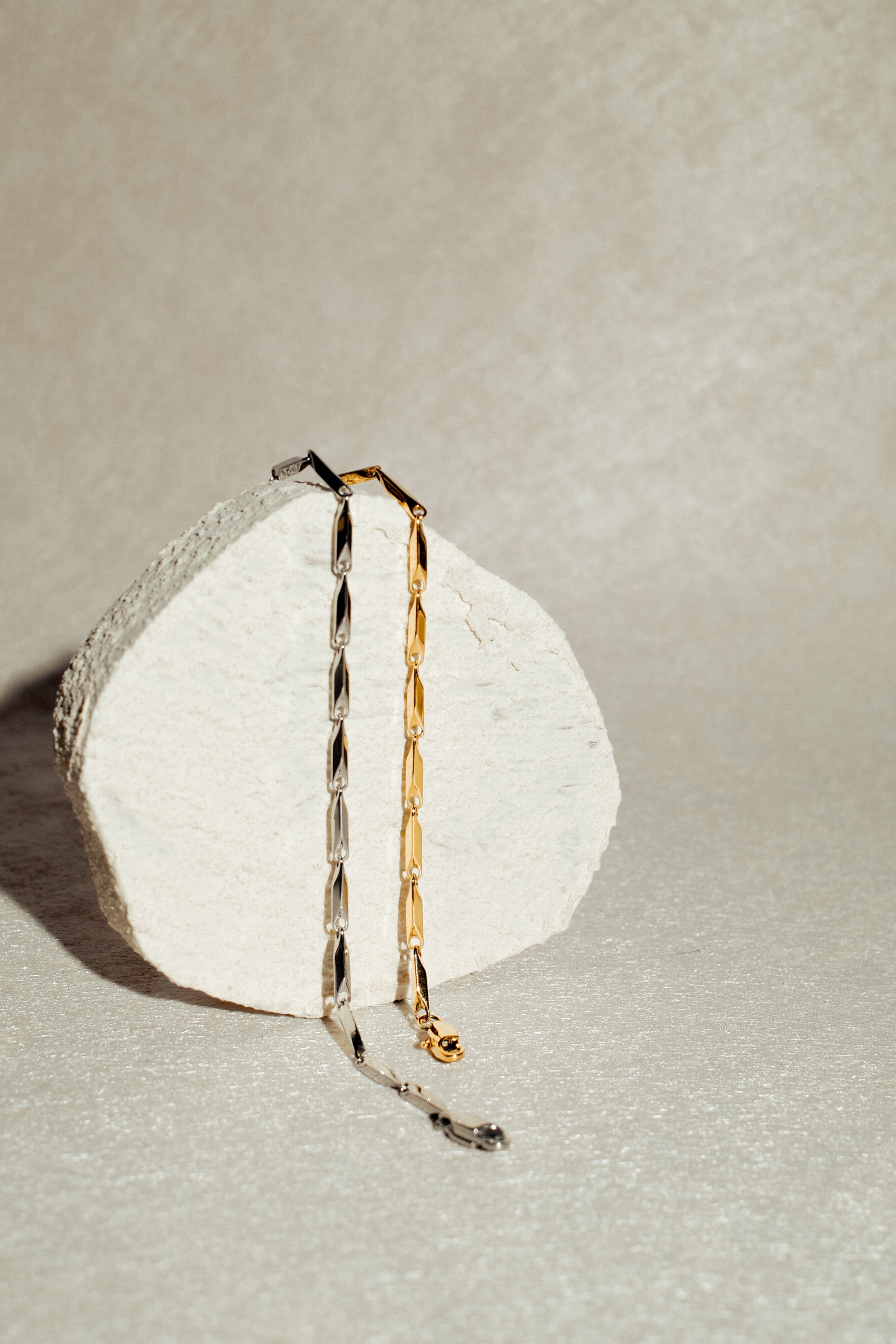 Jayde Everyday Accent Bracelet (Silver/Gold)