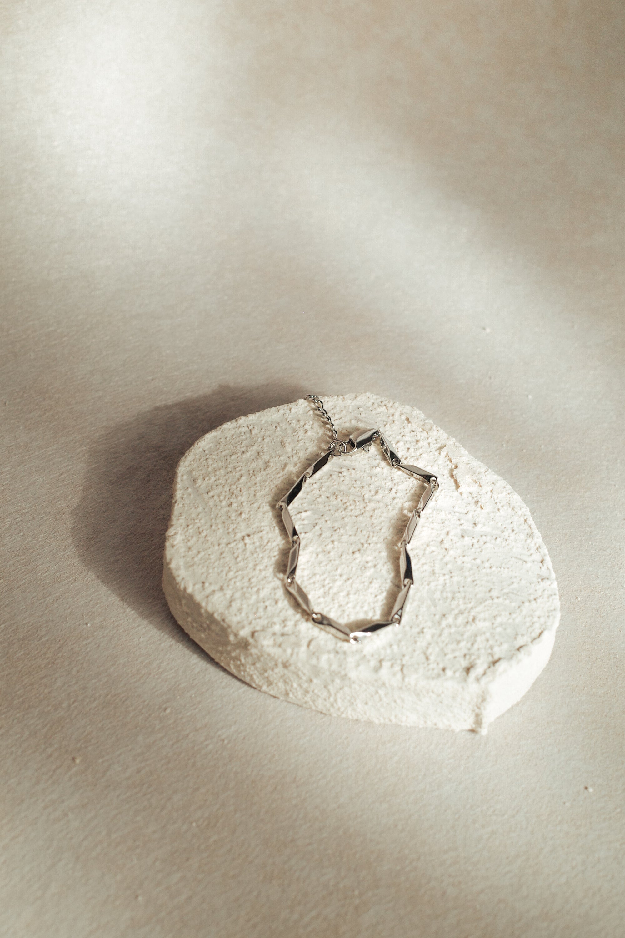 Jayde Everyday Accent Bracelet (Silver/Gold)