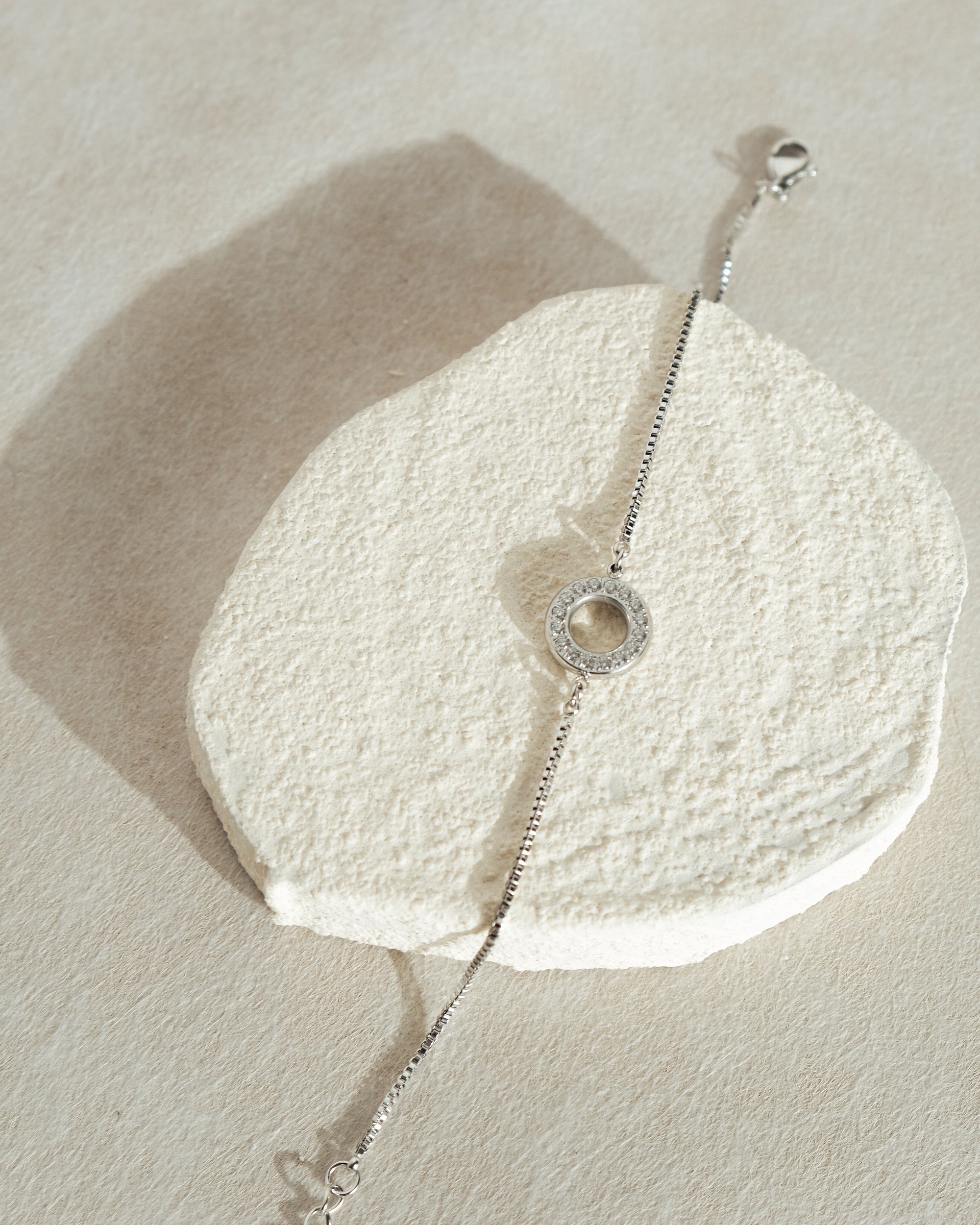 Sola Circle Stacker Bracelet (Silver/Gold)