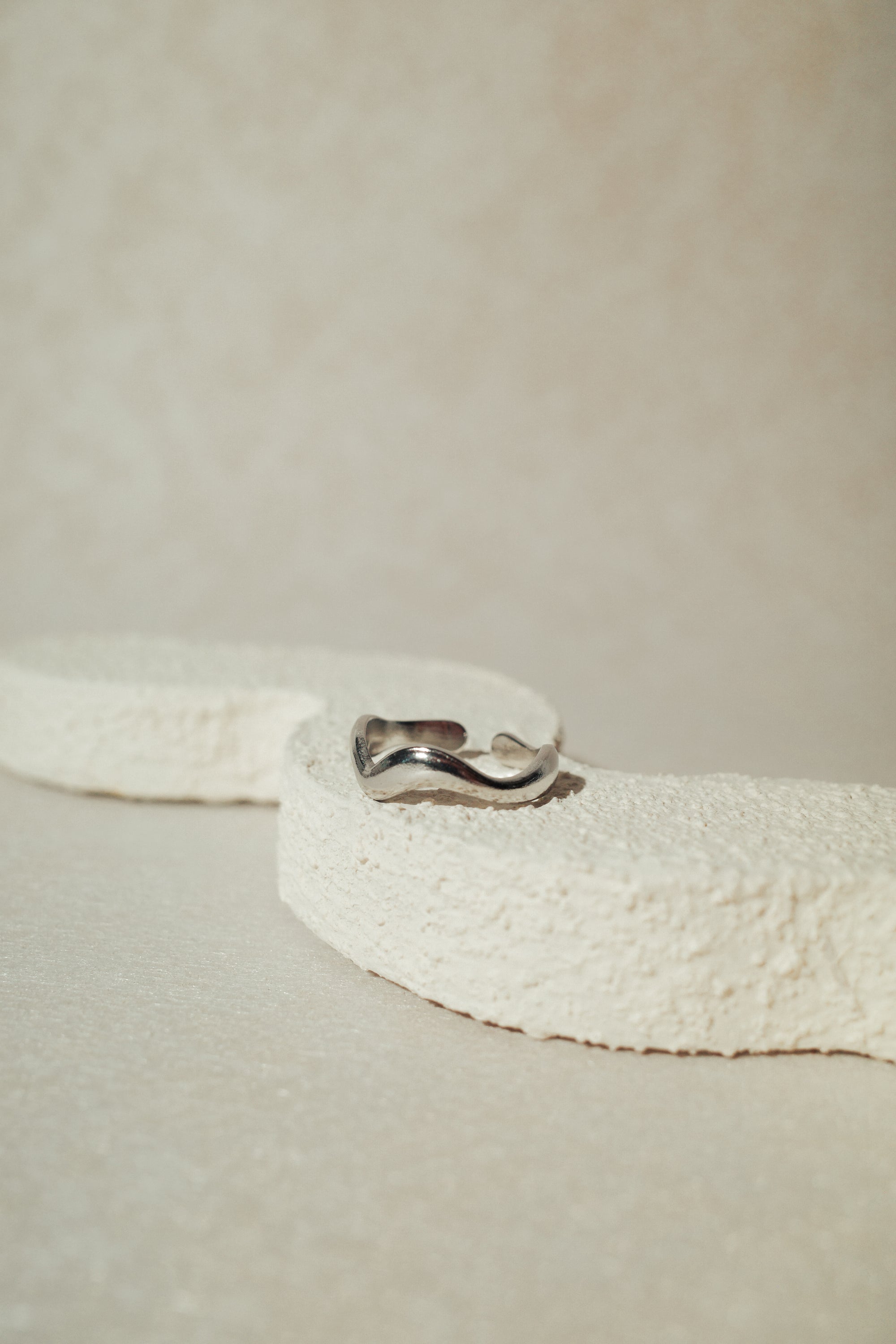 Wave Adjustable Ring (Silver/Gold)