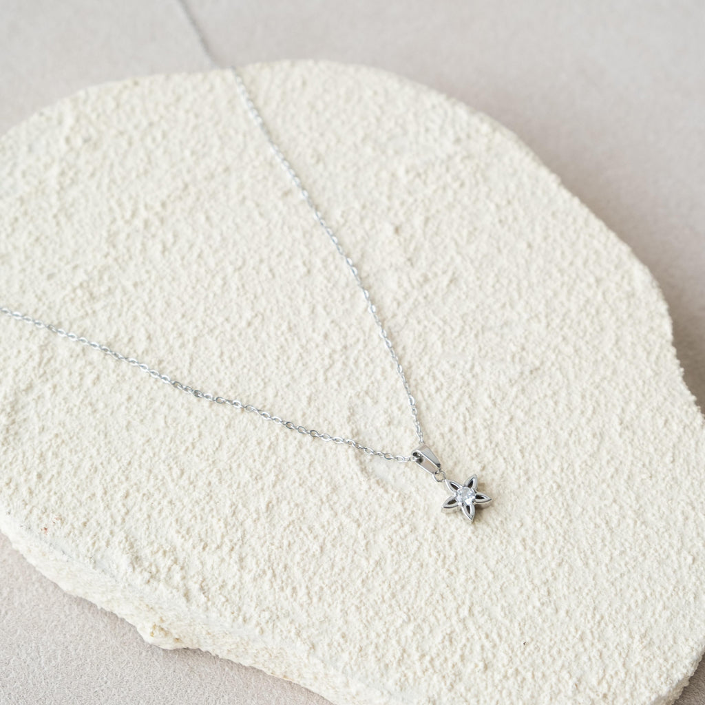 [NECKLACES] Bloom Flower Stainless Steel Necklace - Myella Jewellery