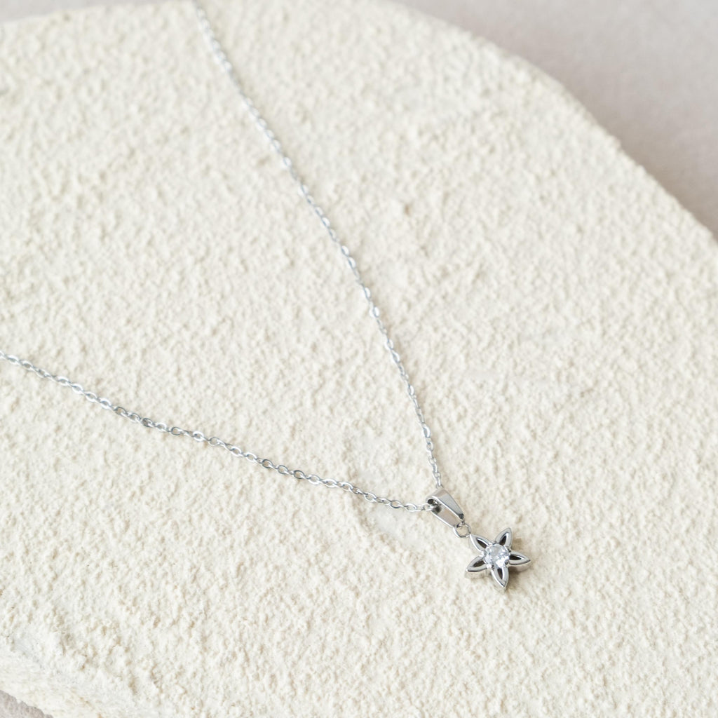 [NECKLACES] Bloom Flower Stainless Steel Necklace - Myella Jewellery