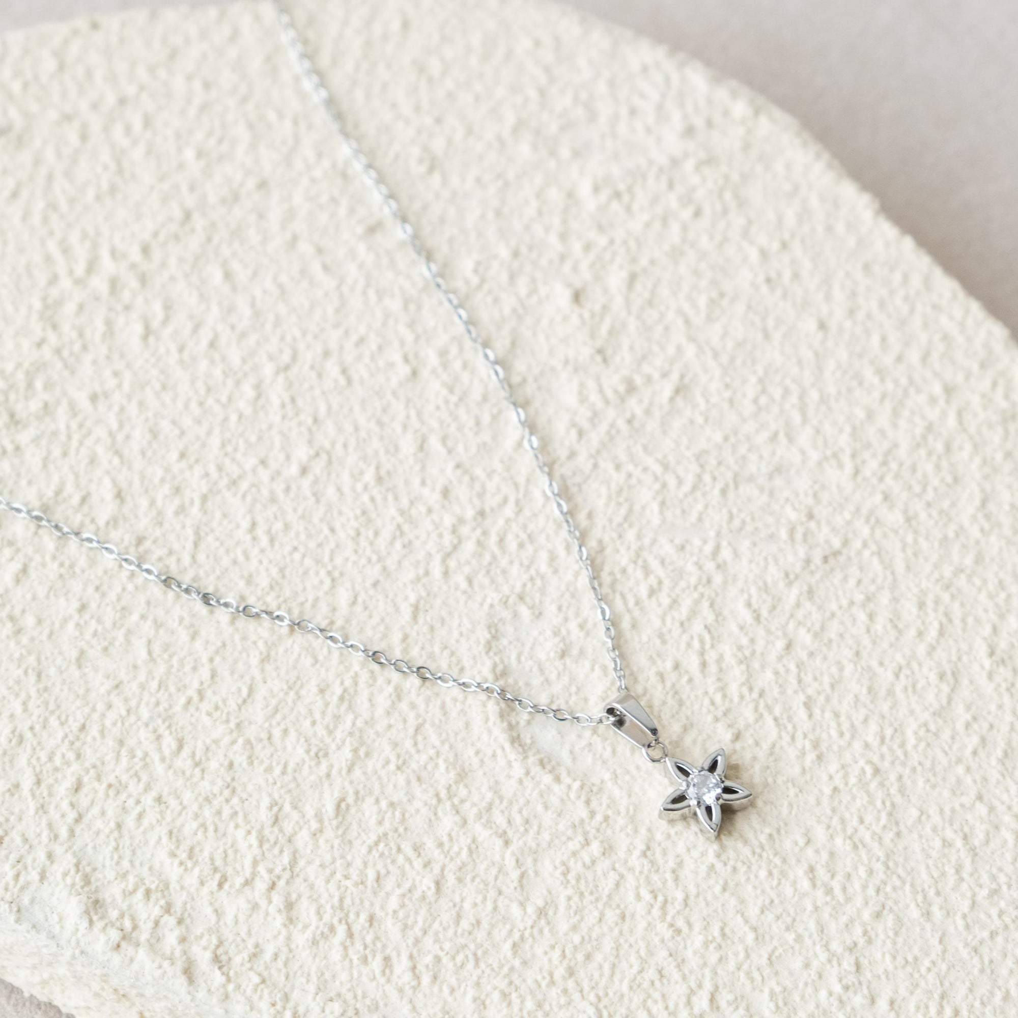 [NECKLACES] Bloom Flower Stainless Steel Necklace - Myella Jewellery