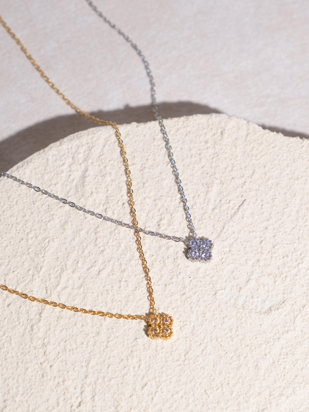 [NECKLACES] Esther Flower Stainless Steel Necklace - Myella Jewellery