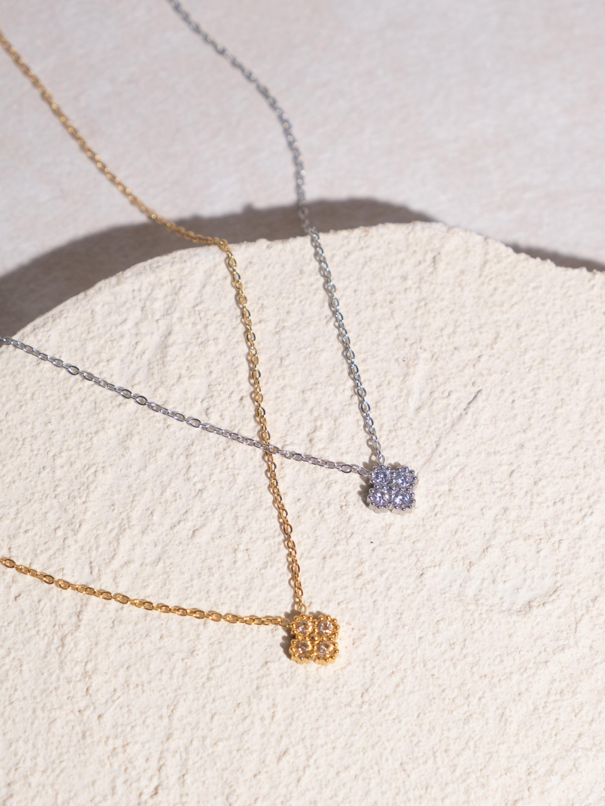 [NECKLACES] Esther Flower Stainless Steel Necklace - Myella Jewellery