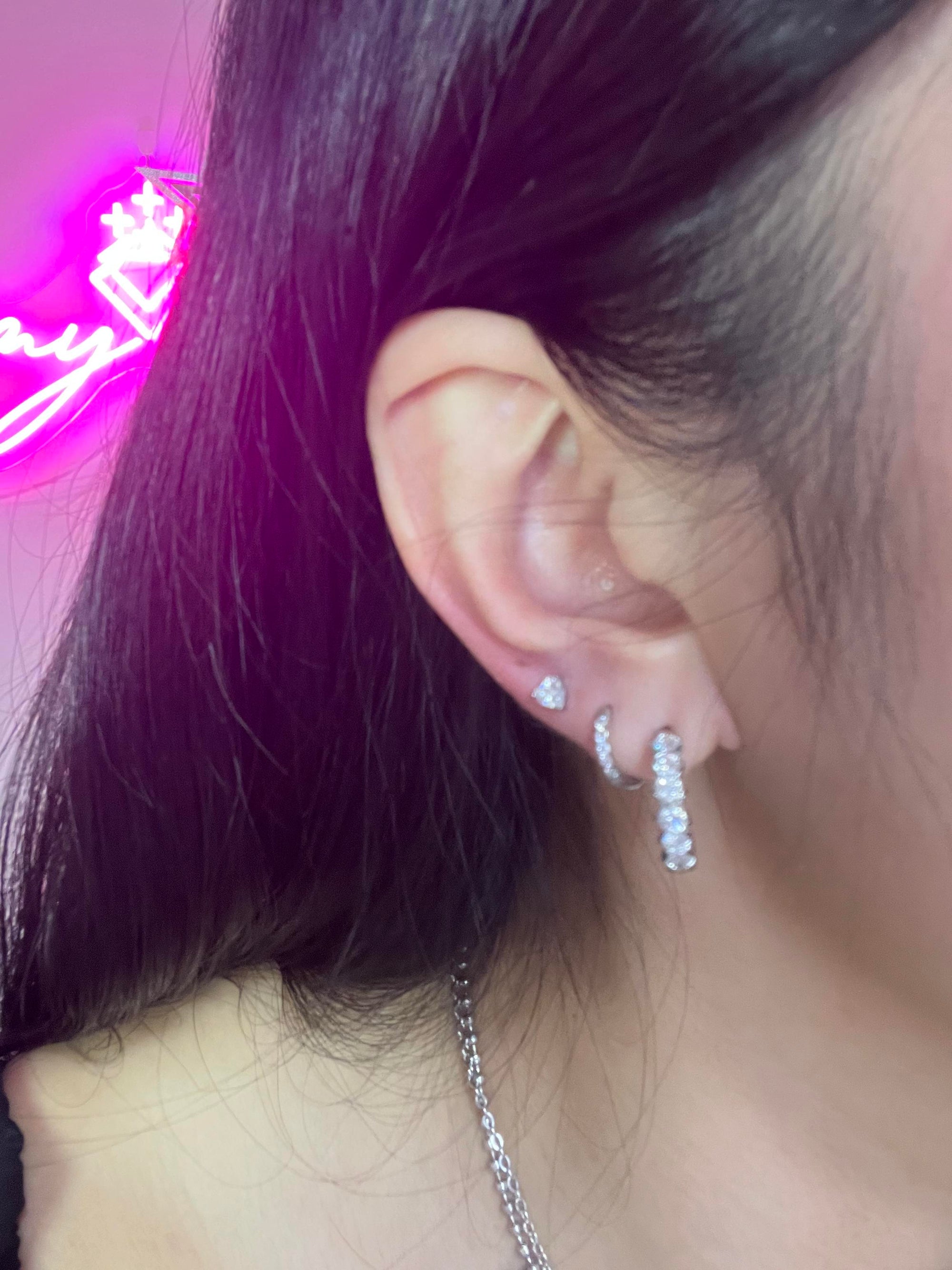 [EARRINGS] Mel Heart Shaped Stud Earrings