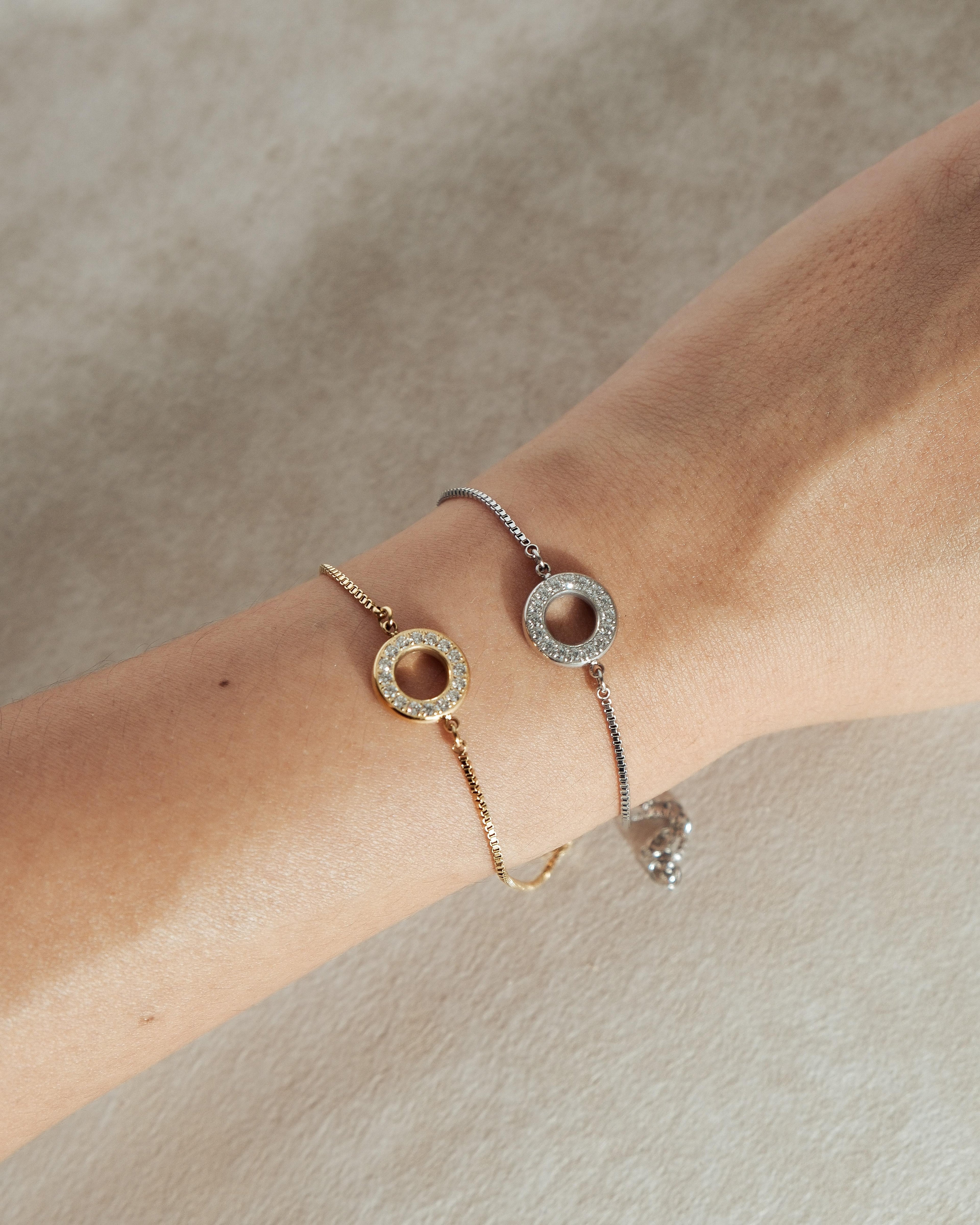 [STACKER] Sola Circle Stainless Steel Bracelet