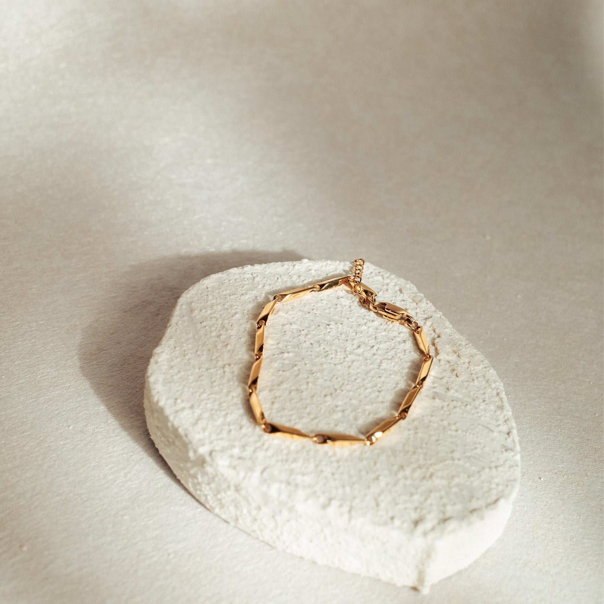 [ACCENT] Jayde Stainless Steel Everyday Bracelet