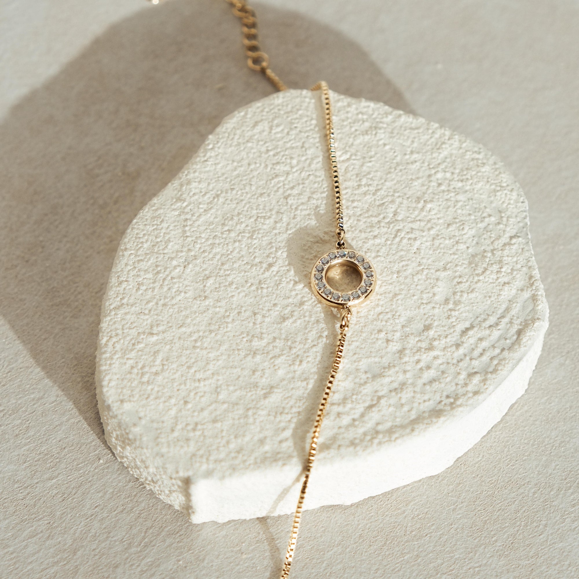 [STACKER] Sola Circle Stainless Steel Bracelet